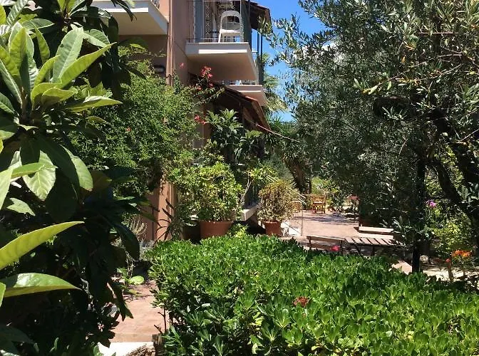 Kefalonia - Marias In *